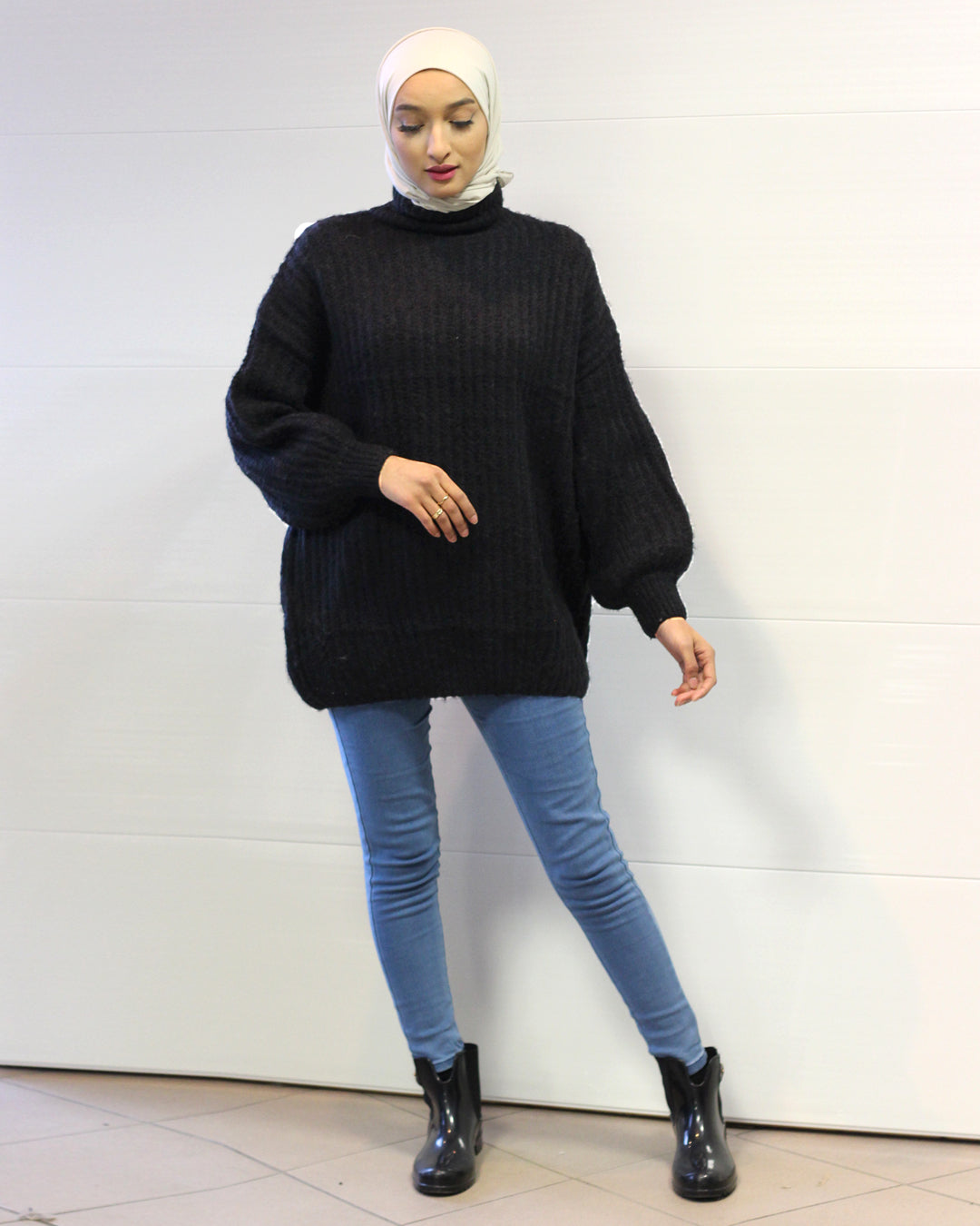 Oversize sweater with balloon sleeves