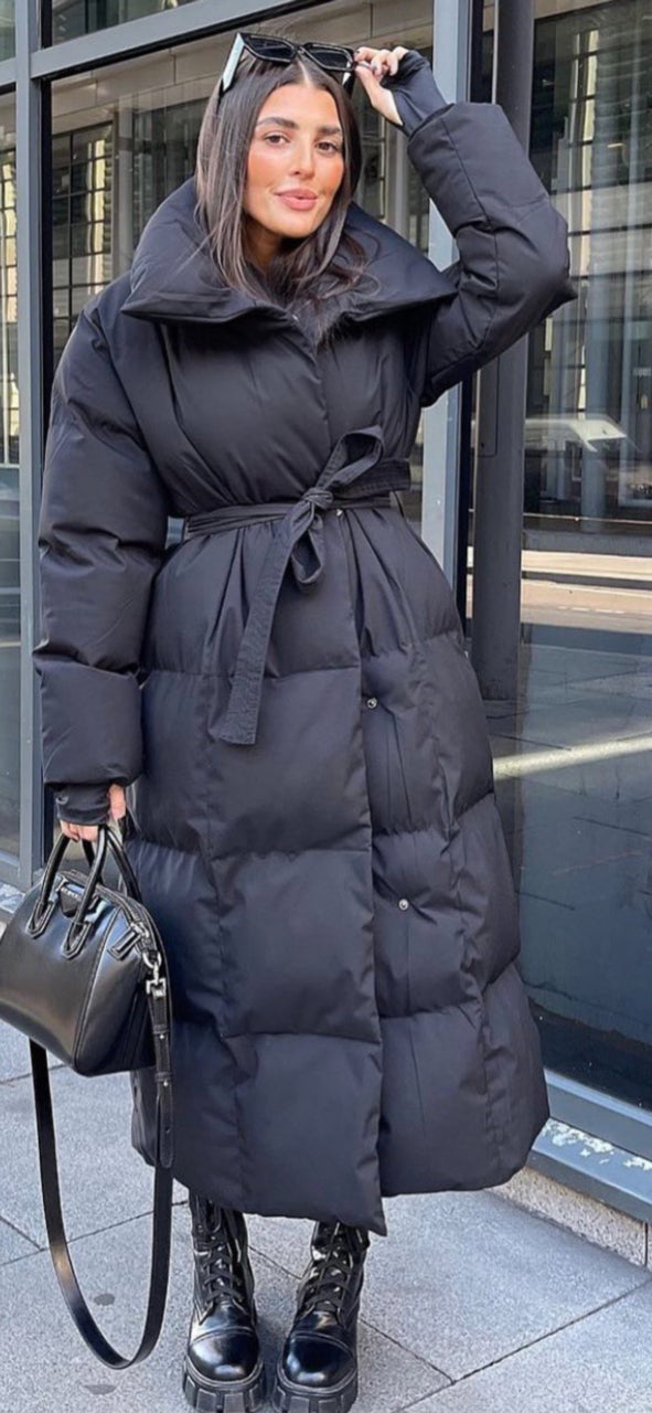 Winter jacket with a belt